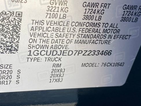 Used 2023 Chevrolet Silverado 1500 High Country w/ Technology Package AWD/4WD image 31