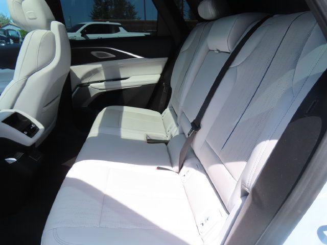 Certified 2024 Cadillac Lyriq Sport AWD/4WD image 35