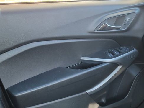 New 2026 Chevrolet Trax RS w/ Sunroof Package image 23