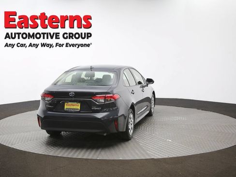 Used 2023 Toyota Corolla LE w/ Carpet Mat Package (TMS) FWD image 38