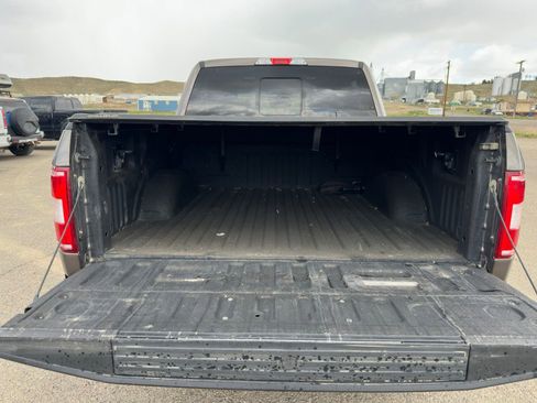 Used 2018 Ford F150 XLT w/ Equipment Group 302A Luxury AWD/4WD image 22