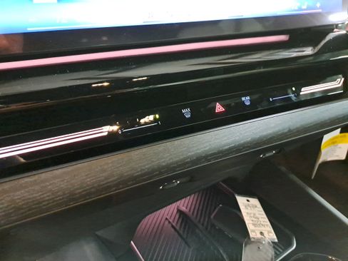 New 2026 BMW 530i w/ Premium Package image 22