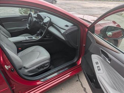 Used 2020 Toyota Avalon Limited w/ Advanced Safety Package image 10