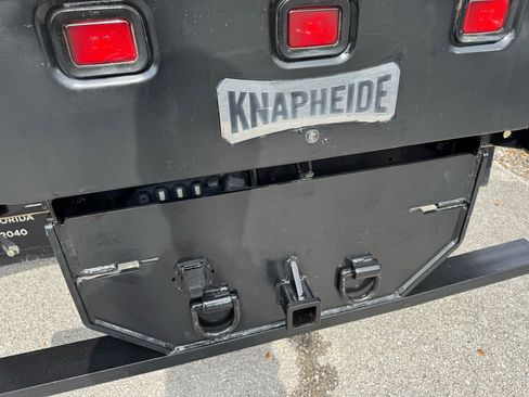 Used 2021 GMC Sierra 3500 2WD Crew Cab w/ Convenience Package image 19