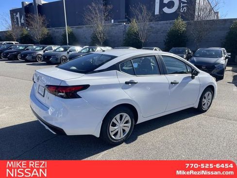 New 2025 Nissan Versa S w/ Trunk Package FWD image 3