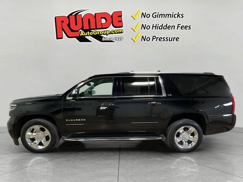 Used 2015 Chevrolet Suburban LTZ image 3