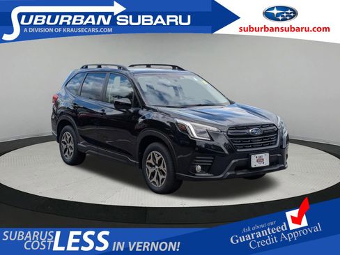 Certified 2023 Subaru Forester Premium AWD/4WD image 1