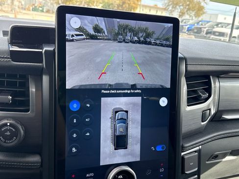 Used 2024 Ford F150 Lightning Flash image 21