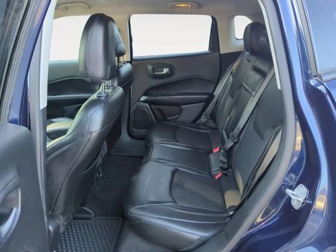 Used 2018 Jeep Compass Latitude AWD/4WD image 13