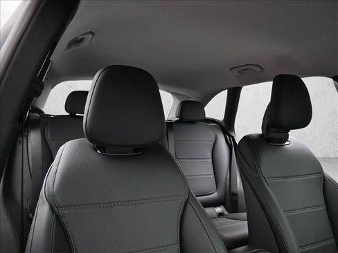Certified 2025 Mercedes-Benz GLC 350e 4MATIC image 30