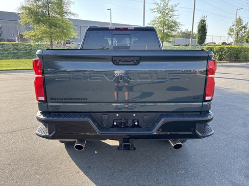 Used 2026 Chevrolet Silverado 2500 LT w/ Trail Boss Package AWD/4WD image 8