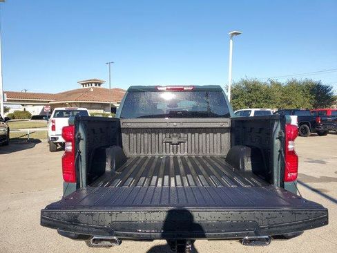 New 2026 Chevrolet Silverado 1500 Custom Trail Boss w/ LPO, Dark Essentials Package image 13