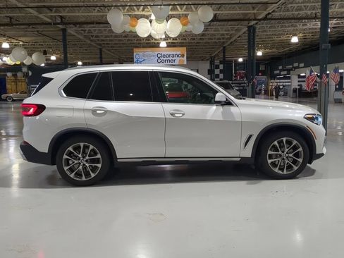 Used 2022 BMW X5 xDrive40i w/ Premium Package AWD/4WD image 7