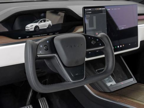Used 2022 Tesla Model X AWD/4WD image 24