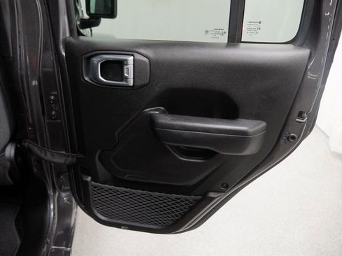 Used 2024 Jeep Wrangler Unlimited w/ Convenience Group image 45