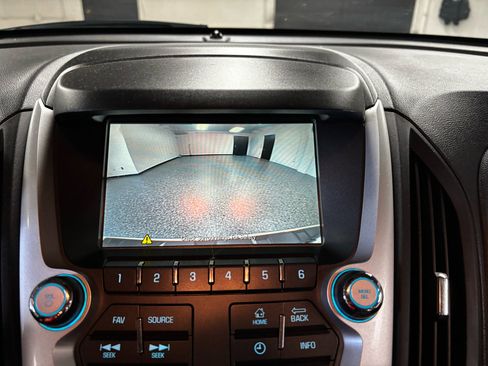 Used 2012 Chevrolet Equinox LT w/ Driver Convenience Package image 19