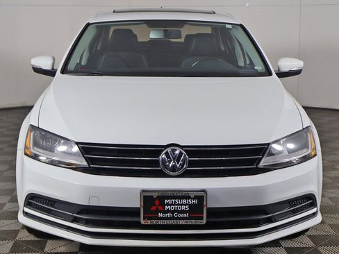 Used 2017 Volkswagen Jetta SE image 10