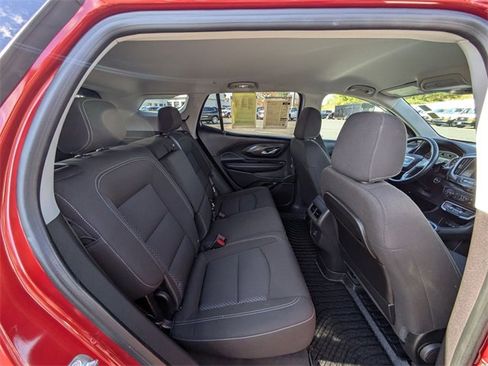 Used 2023 GMC Terrain SLE w/ Driver Convenience Package image 33