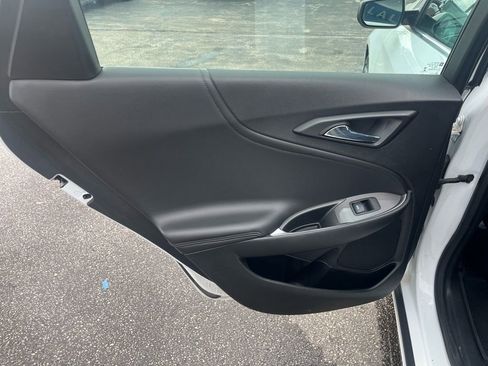 Used 2022 Chevrolet Malibu LT w/ Leather Package image 24