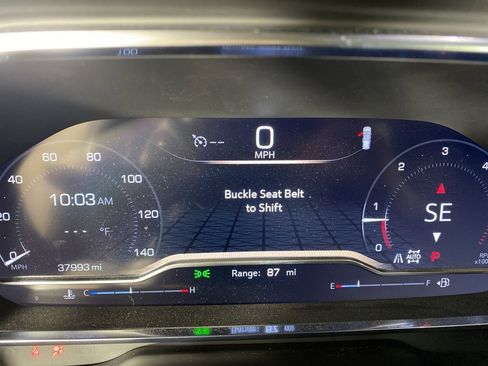 Used 2024 GMC Yukon AT4 image 18