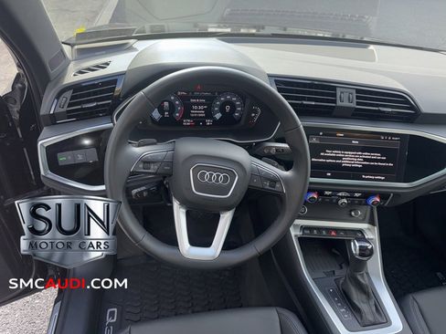 Certified 2025 Audi Q3 2.0T Premium Plus w/ Premium Plus Package image 25