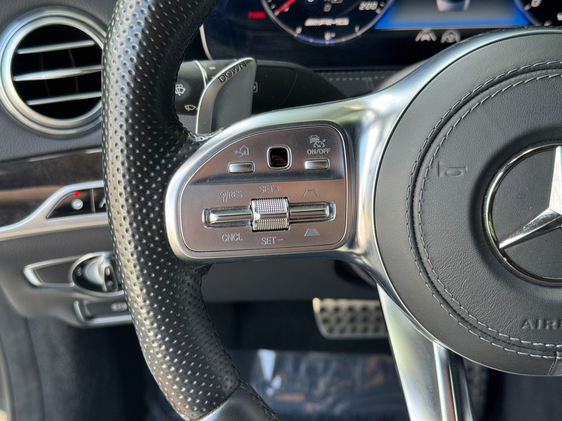 Used 2020 Mercedes-Benz S 63 AMG 4MATIC Sedan image 35