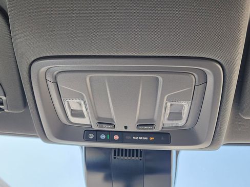 New 2026 GMC Sierra 1500 Elevation image 35