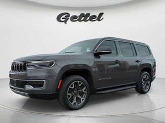 Used 2023 Jeep Wagoneer Series III w/ Preferred Equipment Group video 1