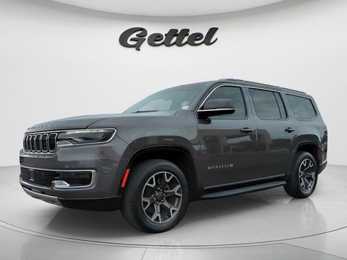 Used 2023 Jeep Wagoneer Series III w/ Preferred Equipment Group image 1