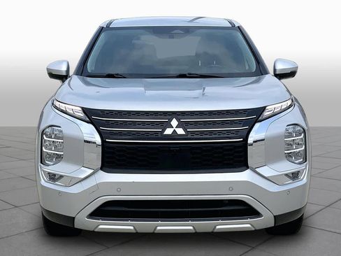 Used 2024 Mitsubishi Outlander SE FWD image 4