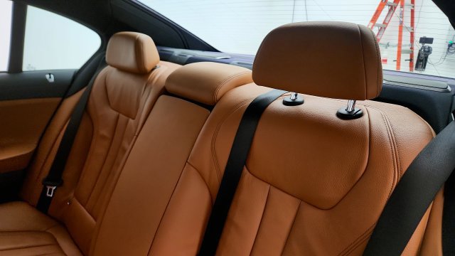 Used 2019 BMW 740i w/ M Sport Package RWD image 42