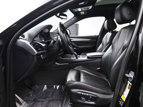 Used 2019 BMW X6 xDrive35i w/ M Sport Package image 12