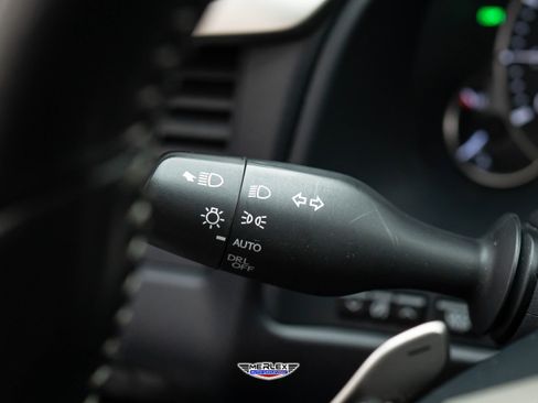 Used 2021 Lexus RX 350L 350L Luxury w/ Premium Package image 29