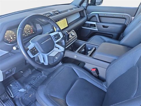 Used 2024 Land Rover Defender 110 S image 15