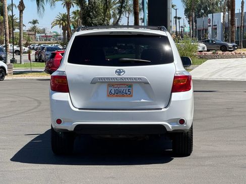 Used 2010 Toyota Highlander 2WD image 4