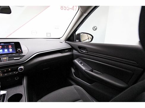 Certified 2024 Nissan Altima 2.5 S image 8