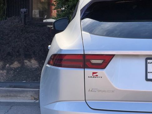 Used 2019 Jaguar E-PACE R-Dynamic S AWD/4WD image 15