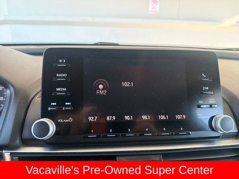 Used 2018 Honda Accord LX image 19