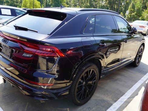 Used 2021 Audi Q8 Prestige w/ Prestige Package AWD/4WD image 6