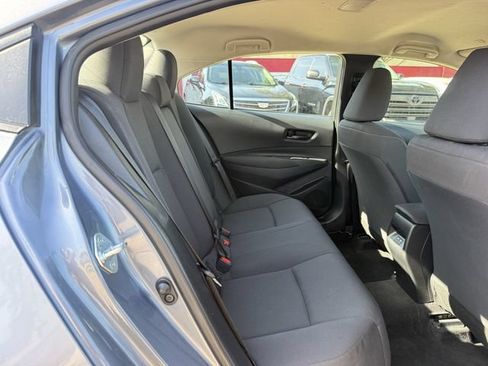 Used 2025 Toyota Corolla LE FWD image 29