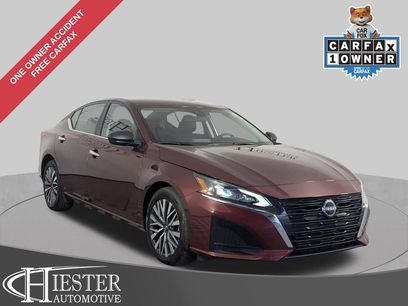 Used 2025 Nissan Altima 2.5 SV