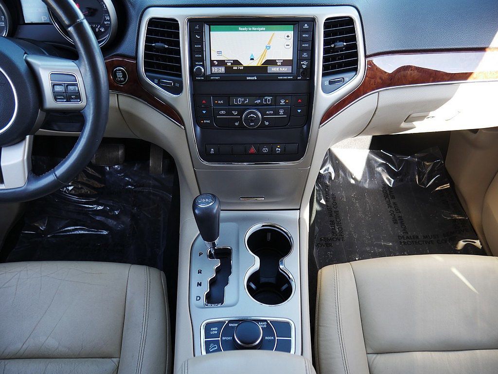 Used 2013 Jeep Grand Cherokee Limited AWD/4WD image 19
