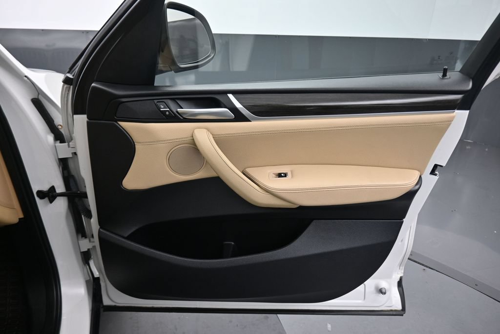 Used 2017 BMW X3 sDrive28i RWD image 39