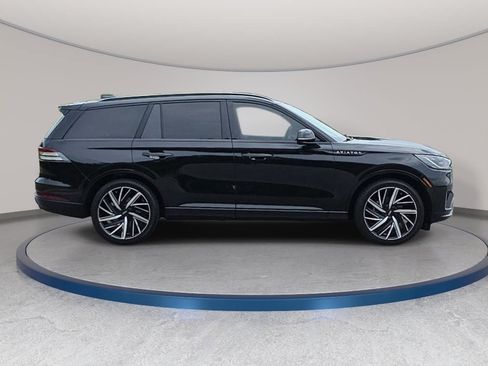 Used 2026 Lincoln Aviator Black Label w/ Jet Appearance Package AWD/4WD image 4