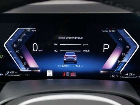 Used 2025 BMW X5 xDrive50e w/ M Sport Package image 38