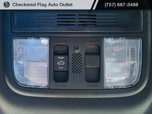 Used 2018 Honda Civic Si image 10