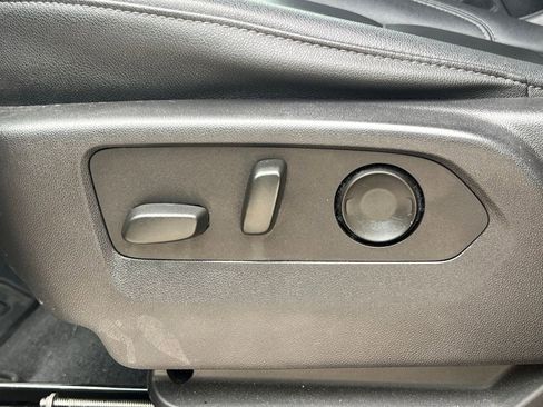 Used 2023 Chevrolet Silverado 1500 RST w/ Convenience Package II AWD/4WD image 25