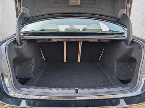 Used 2025 BMW 330i Sedan w/ Premium Package image 6