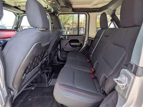 Used 2021 Jeep Wrangler Unlimited Rubicon image 14