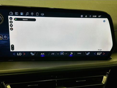 Used 2025 Chevrolet Traverse LT AWD/4WD image 22